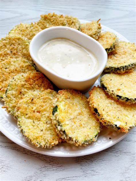 Crispy Zucchini Chips with Ranch